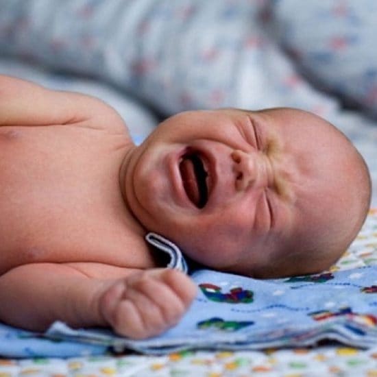 Te ayudamos con los cólicos de tu bebé Clínica Ginecológica Elcano